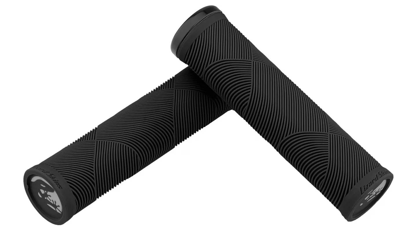 Грипсы Lizard Skins STRATA Lock-On, 135мм, jet black Грипсы Lizard Skins STRATA Lock-On, 135мм, jet black