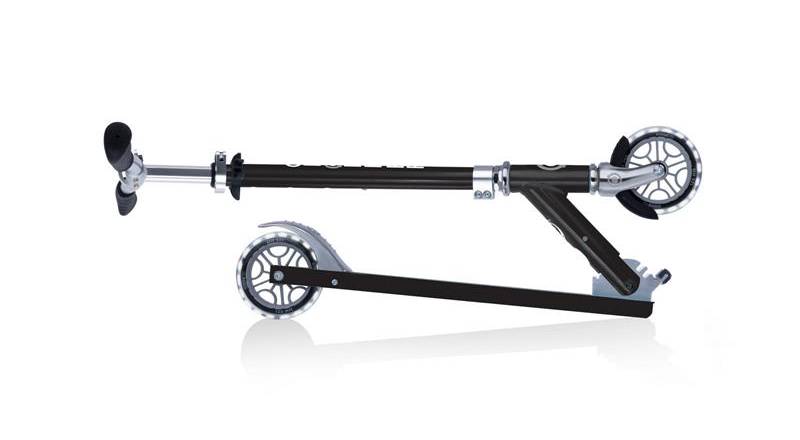 Самокат GLOBBER FLOW ELEMENT LIGHTS, чёрный, колёса с подсветкой, 5+ 6 Самокат GLOBBER FLOW ELEMENT LIGHTS, чёрный, колёса с подсветкой, 5+ 6