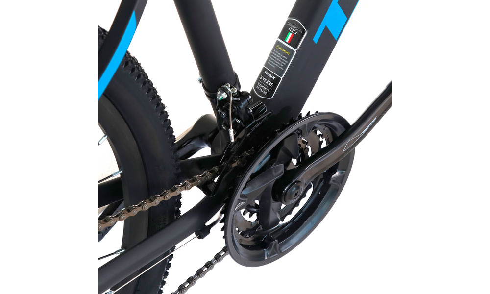 Фотография ВелосипедTrinx M116 26" размер S рама 15 2022 Matt-Black-Blue-Red 2