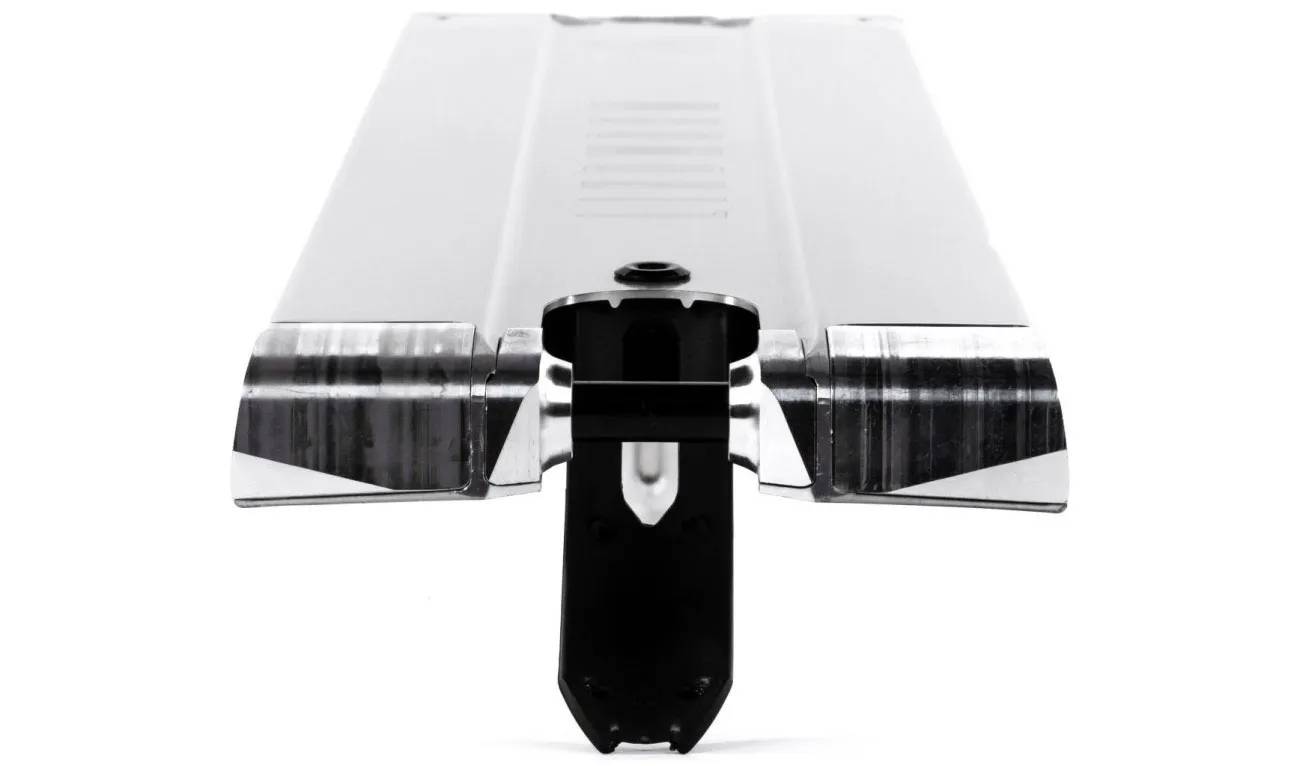 Дека трюкового самокату Ethic DTC Lindworm V4 Pro 5.9" 540mm - Raw 4 Дека трюкового самокату Ethic DTC Lindworm V4 Pro 5.9" 540mm - Raw 4