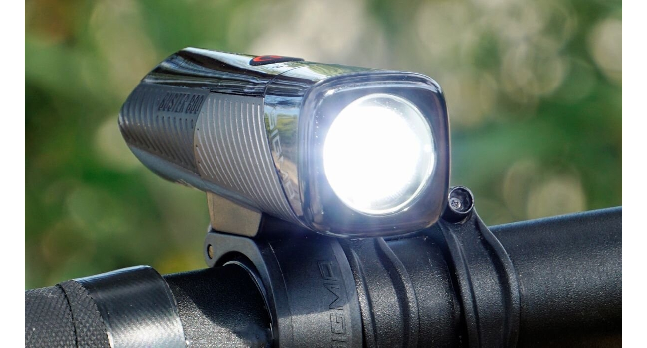 ФАРА ПЕРЕДНЯЯ SIGMA Buster 800 Sport 8 ФАРА ПЕРЕДНЯЯ SIGMA Buster 800 Sport 8