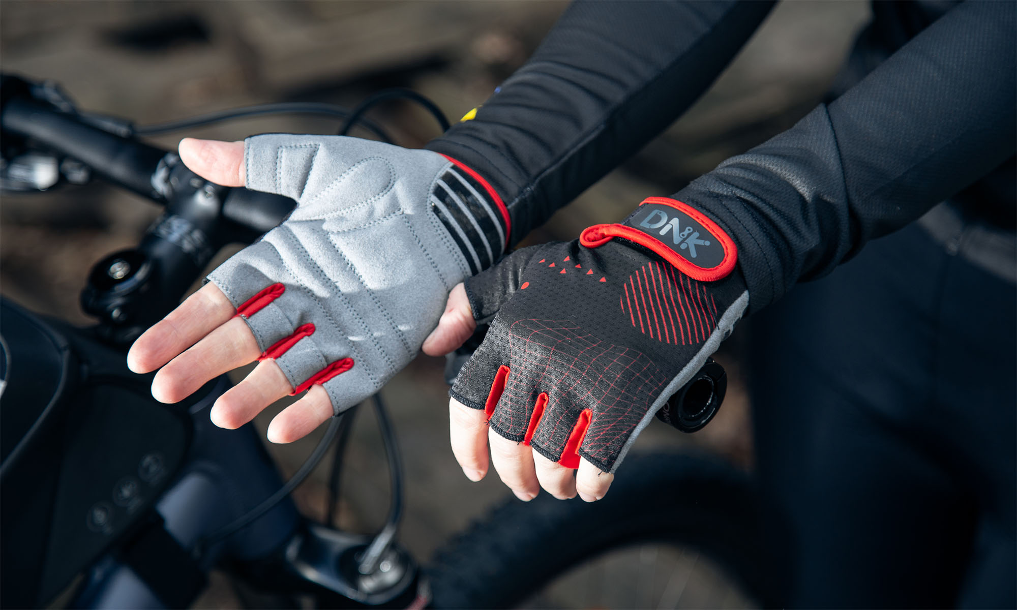 Рукавички DNK Hand, поролонові вставки, колір червоний/чорний, розмір XXL 2 Рукавички DNK Hand, поролонові вставки, колір червоний/чорний, розмір XXL 2