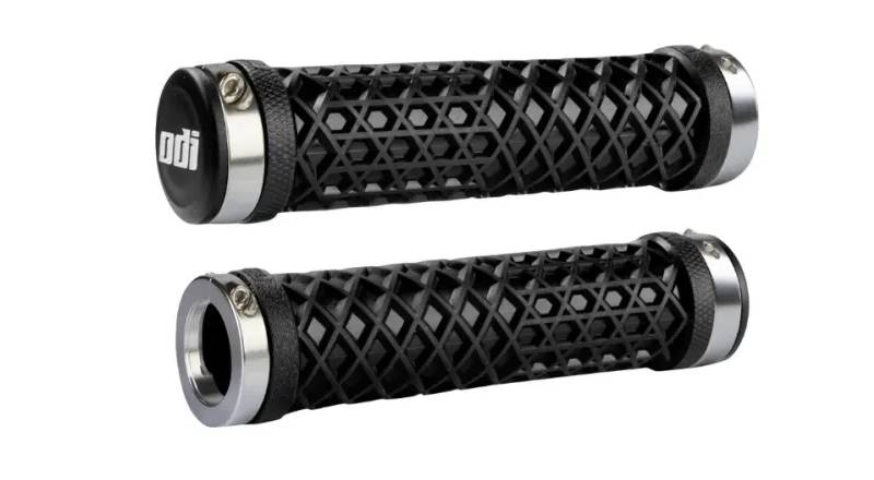 Гріпси ODI Vans® Lock-On Grips чорні зі сріблястими замками Гріпси ODI Vans® Lock-On Grips чорні зі сріблястими замками