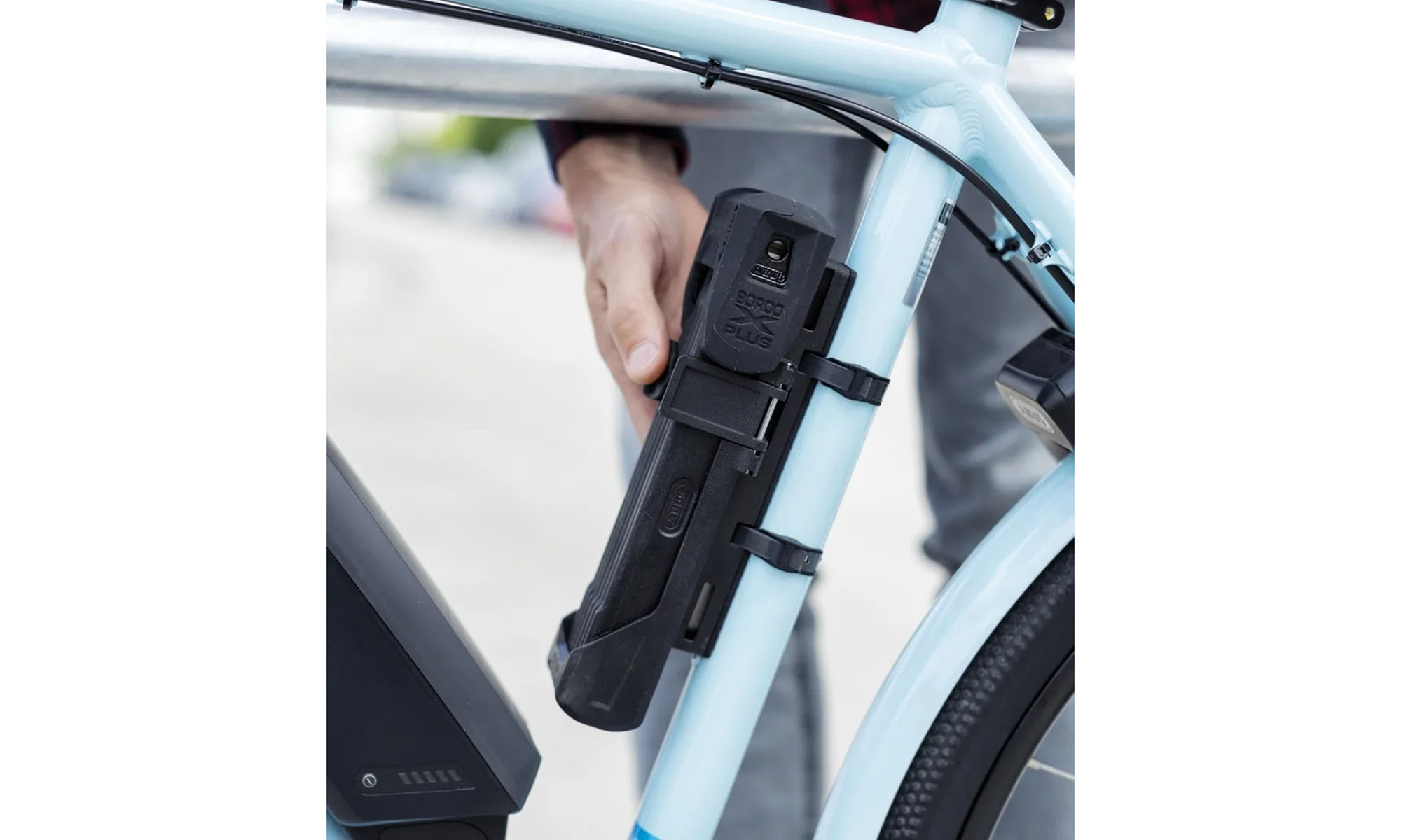 Замок під ключ сегментний ABUS Bordo 6000K/90см, BK + кріплення SHFL, чорний 2 Замок під ключ сегментний ABUS Bordo 6000K/90см, BK + кріплення SHFL, чорний 2