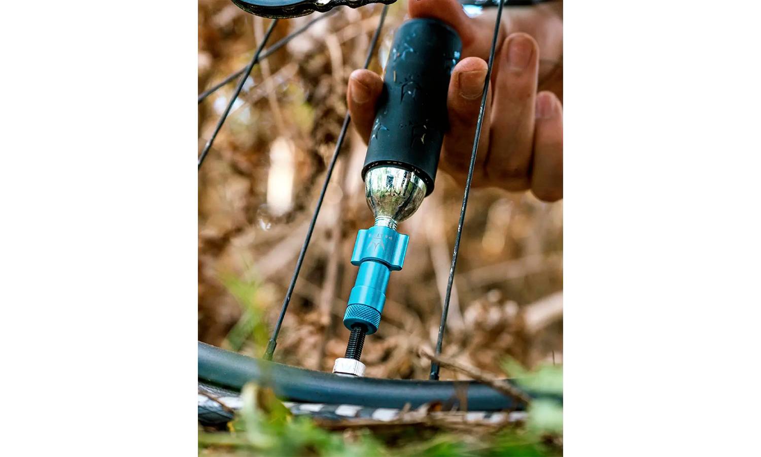 Насос Peaty's Holeshot CO2 Tyre Inflator, MTB 25g, Slate 2