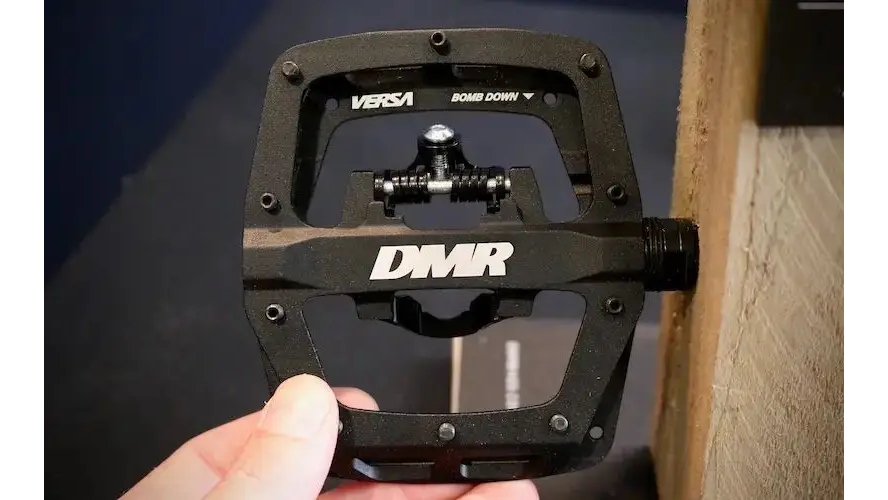 Фотография Педали DMR Versa pedal extrusion CNC (Черные) 2
