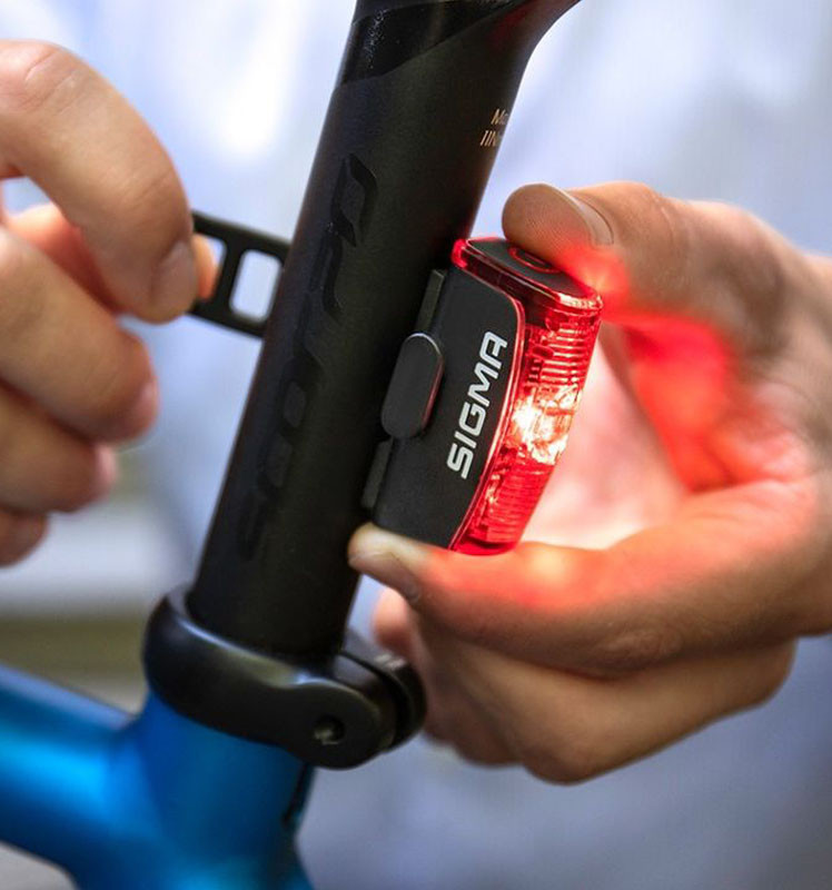 Ліхтар Sigma Sport Infinity 4