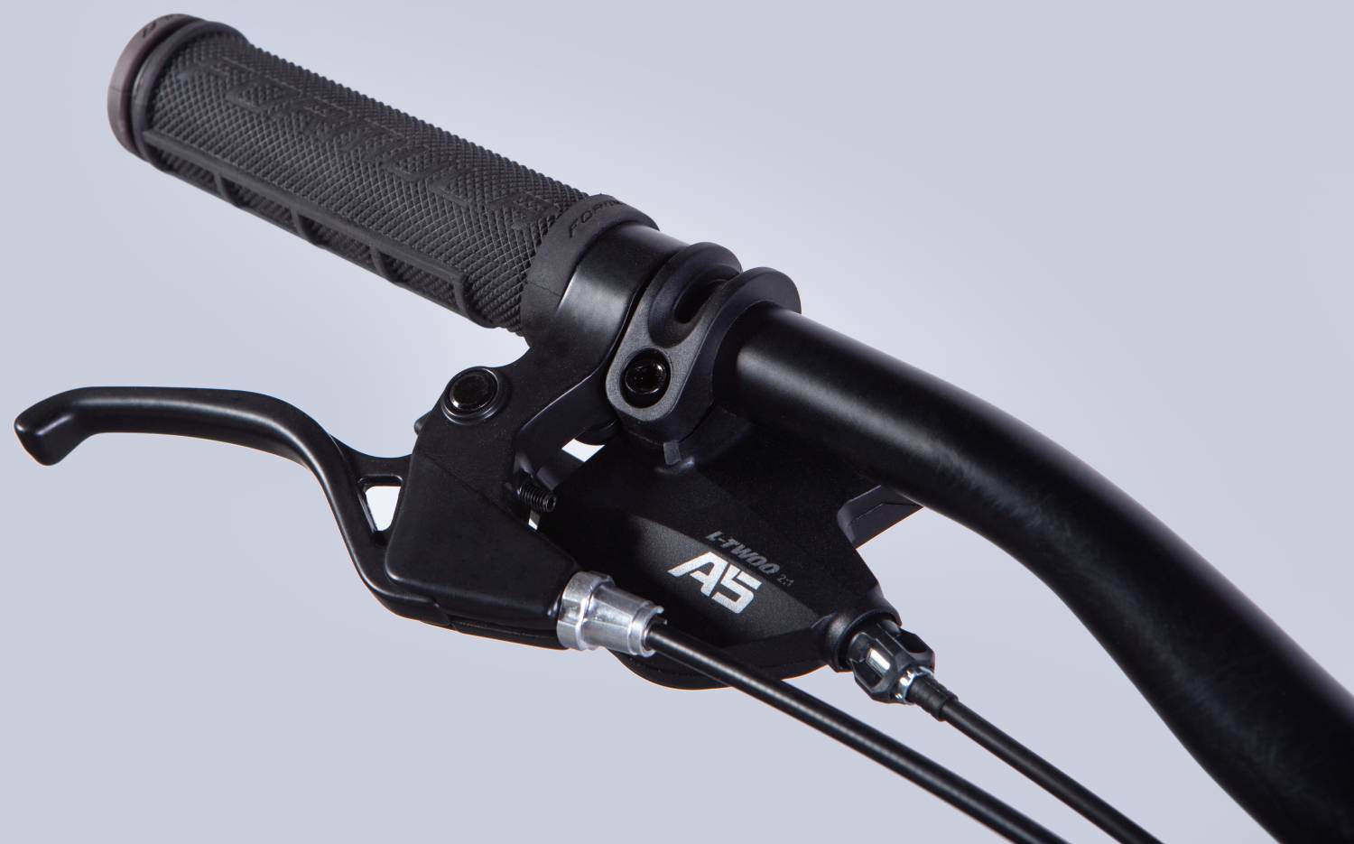 Велосипед Formula ZEPHYR 3.0 DD 27,5" размер М рама 17" 2025 серебристый 7