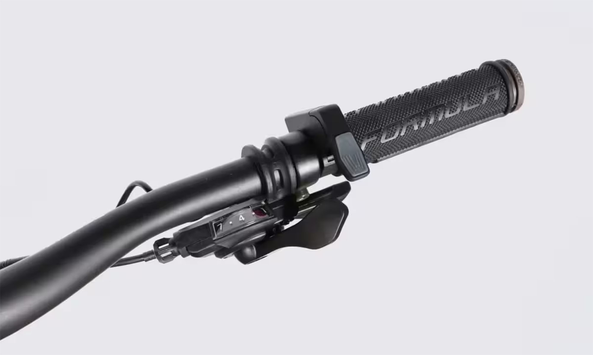 Велосипед с электроприводом Formula ePALADIN DD FR 26", размер M, рама 17", 48B 15.6А*ч 500Вт, год 2026, черный матовый 2