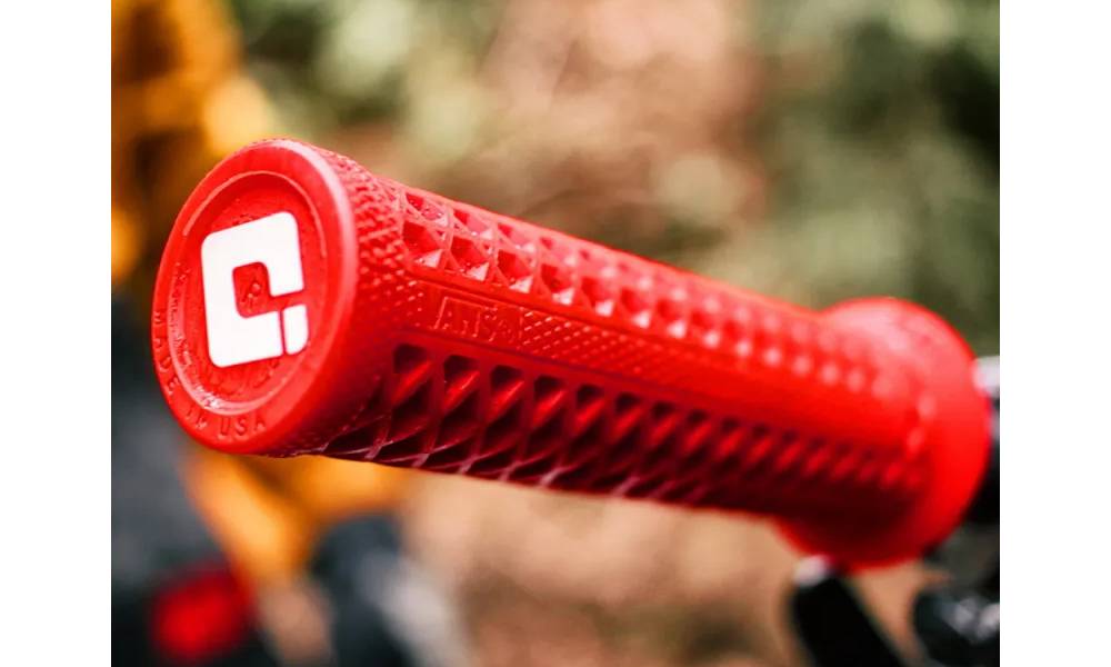 Гріпси ODI Vans v2.1 Lock-On MTB Closed End Red Checker 5