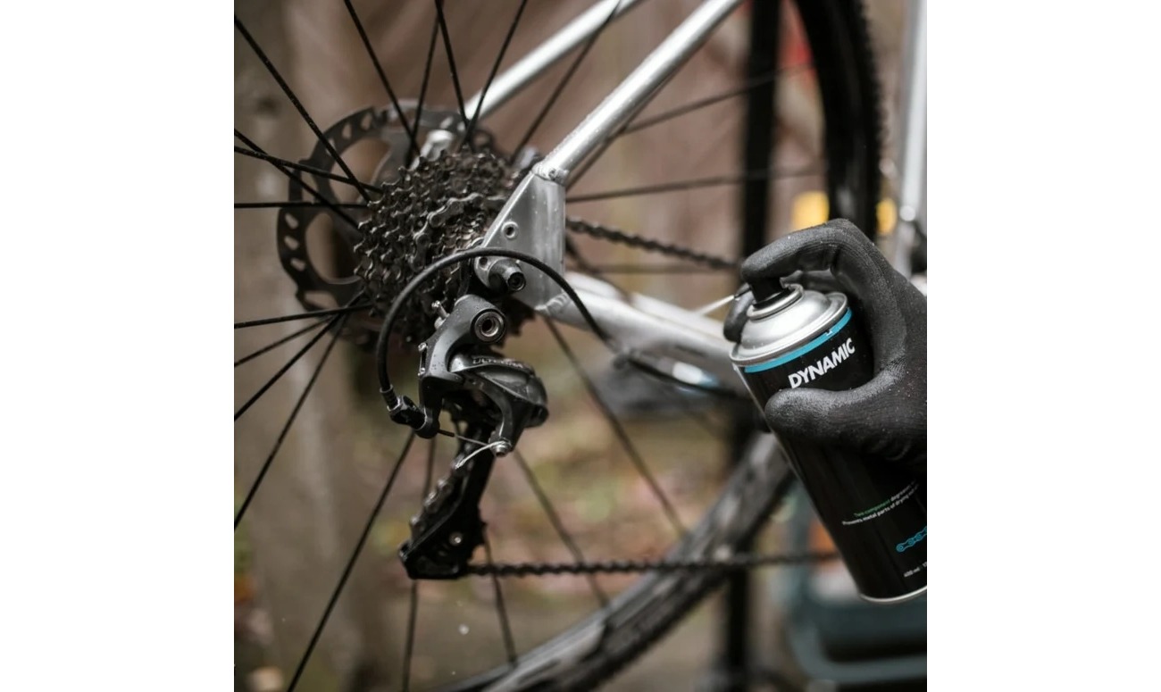 Обезжириватель трансмиссии Dynamic Chain Cleaner, спрей/400мл 2