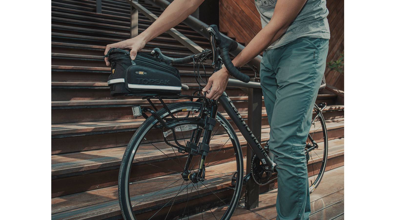 Багажник передній Topeak TetraRack R1 MTX шосе/грів, чорний 4