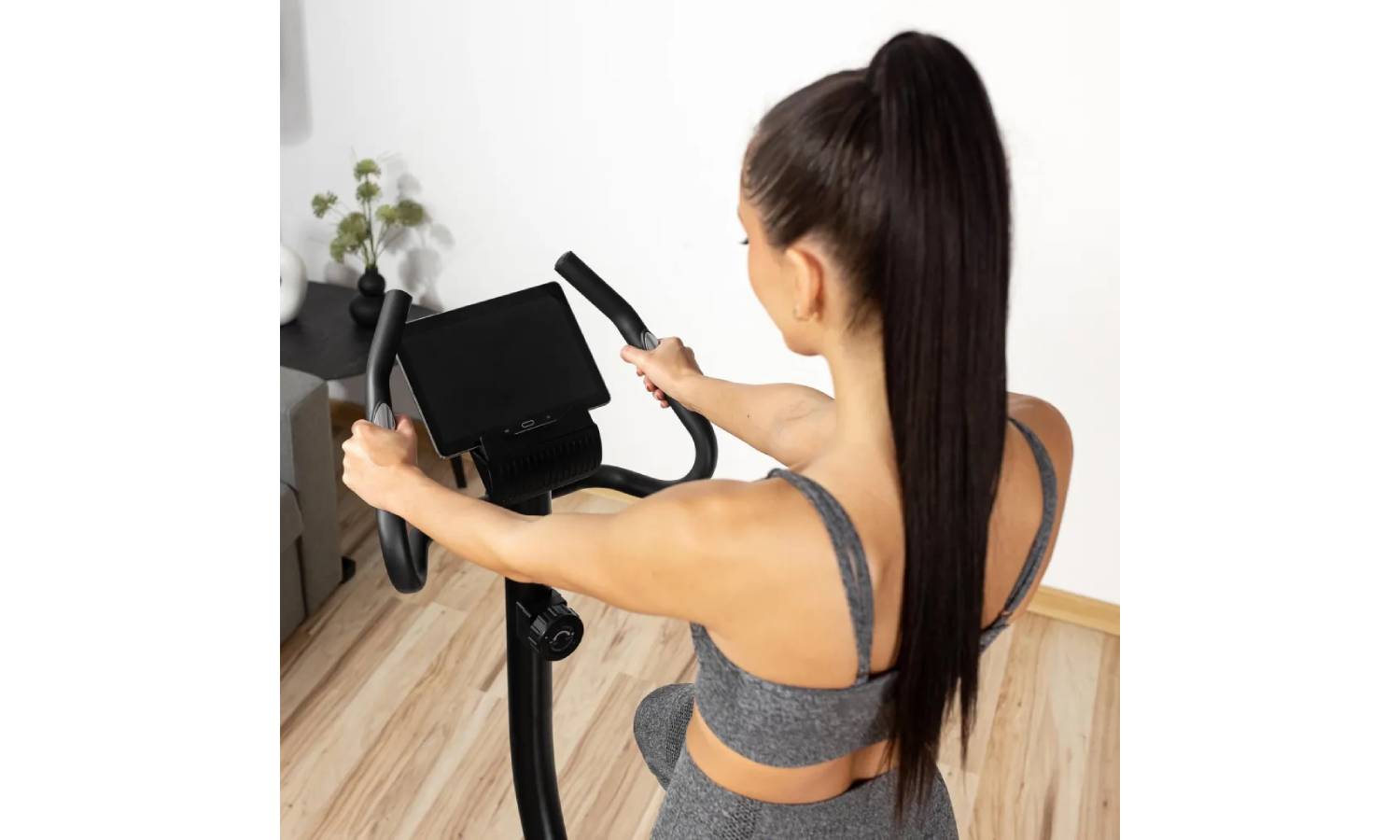 Велотренажер Gymtek XB1500 магнитный красный 15