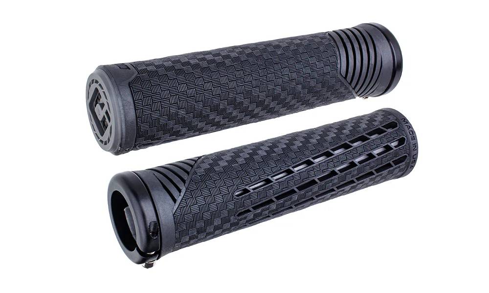 Гріпси ODI CF Grip v2.1 Lock-On Pearl Blk/Gpht w/MtBlk Clamp 