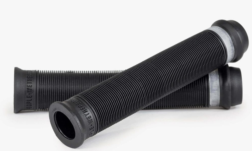 Грипсы WeThePeople HILT XL without flange 160mm черные 2 Грипсы WeThePeople HILT XL without flange 160mm черные 2