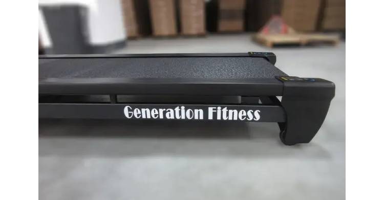 Фотография Беговая дорожка Generation Fitness Caravel iConsole 4