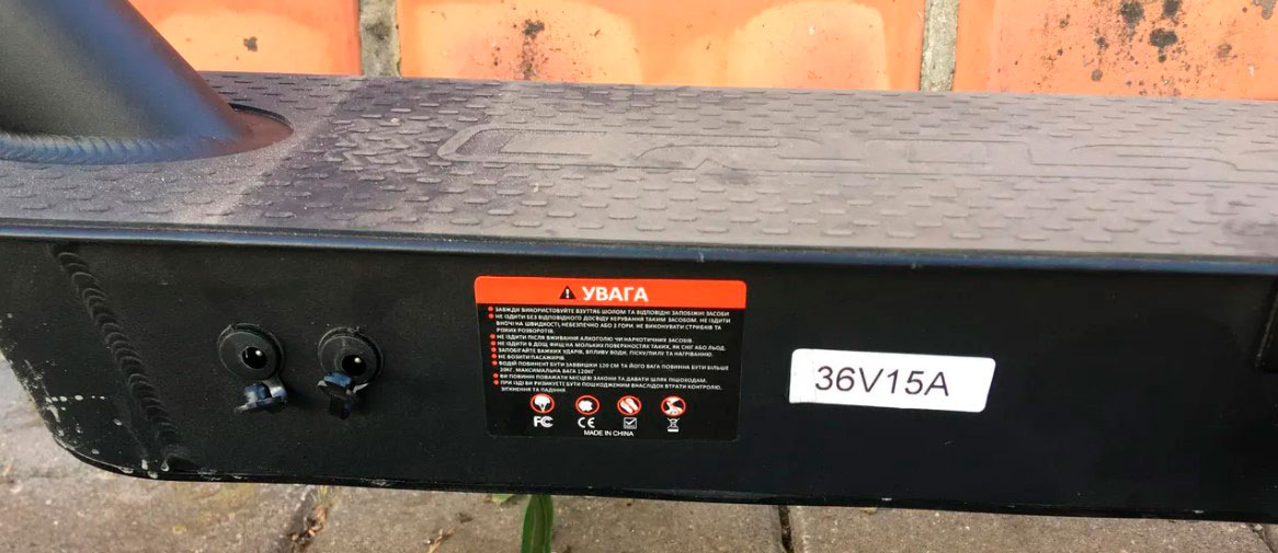 Електросамокат Crosser E9 MAX AIR 10" 600W, 36V, 15A з жорсткою вилкою 2