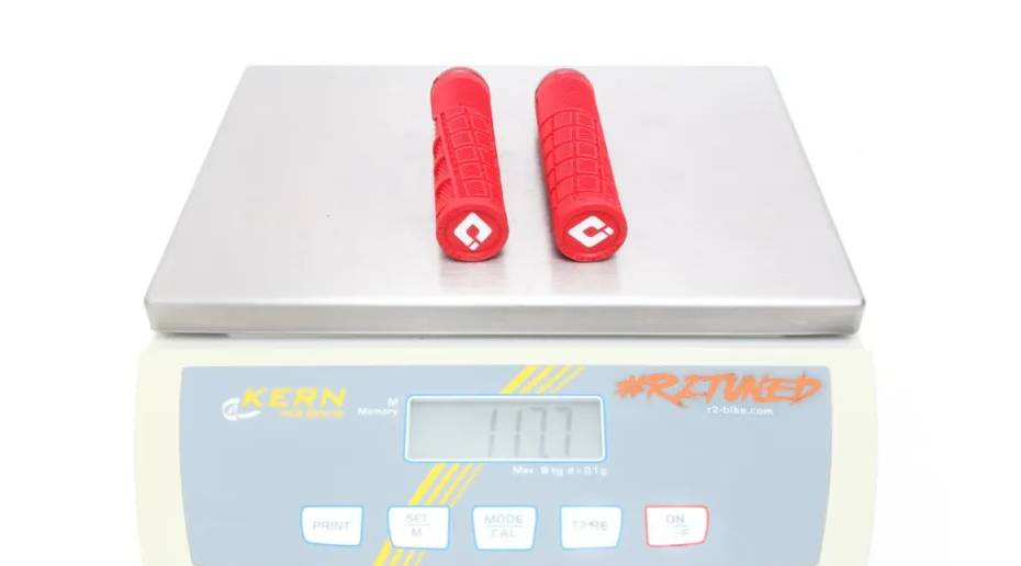 Гріпси ODI Reflex XL v2.1 Lock-On MTB Closed End Red 2 Гріпси ODI Reflex XL v2.1 Lock-On MTB Closed End Red 2