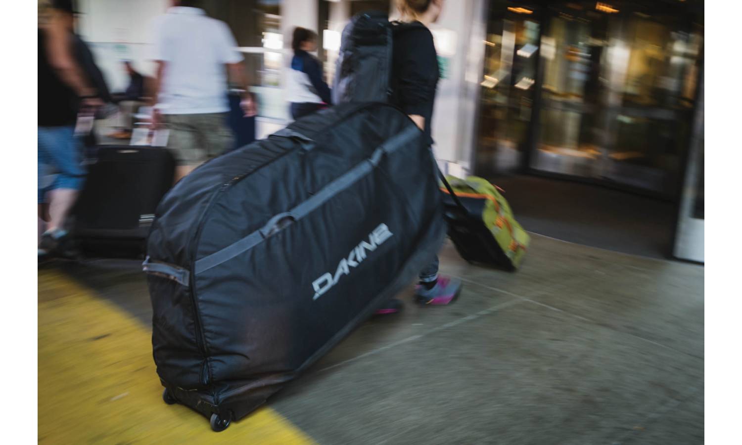 Чохол для велосипеда DAKINE BIKE ROLLER BAG 2021 4 Чохол для велосипеда DAKINE BIKE ROLLER BAG 2021 4