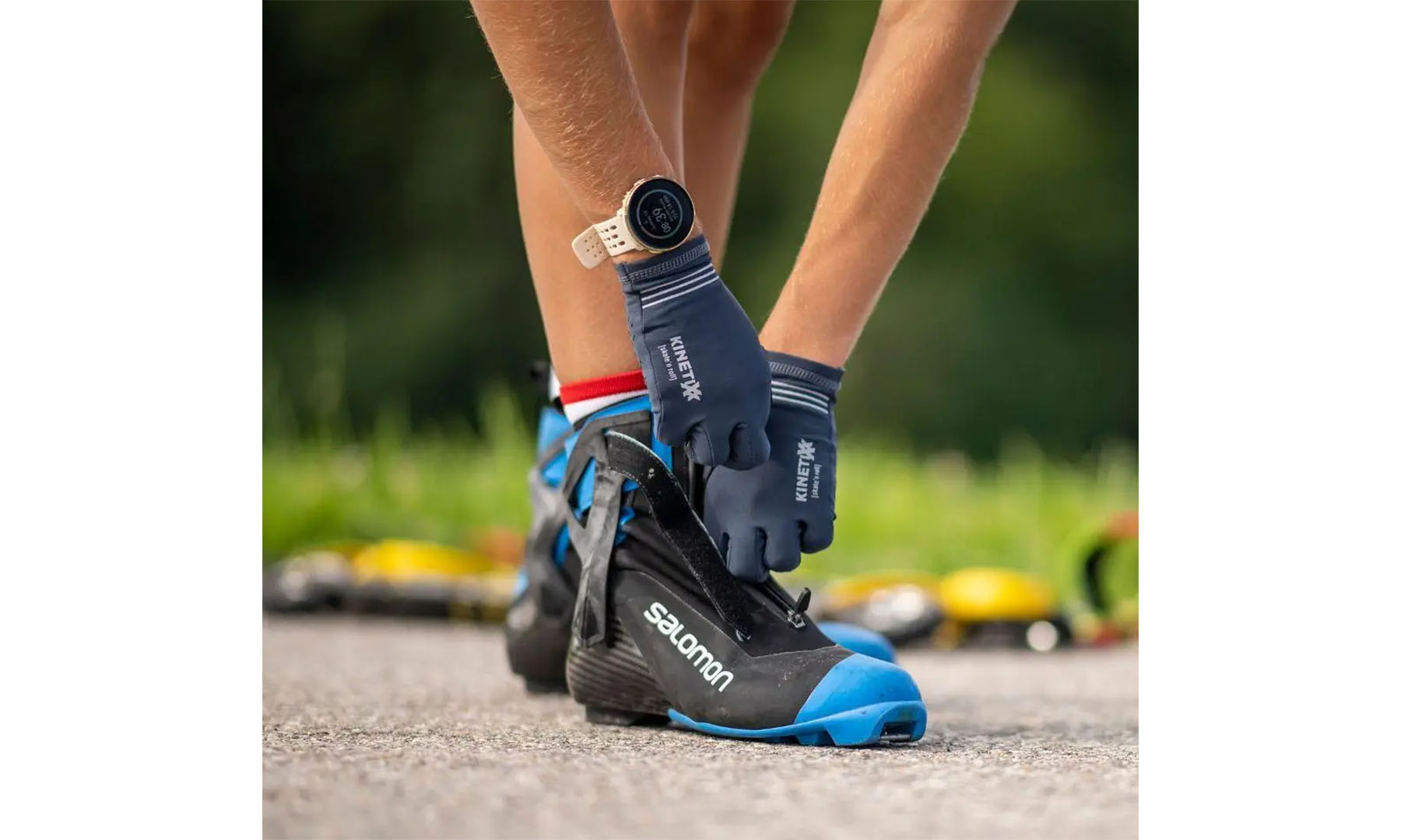 Фотография Перчатки спортивные KinetiXx Sebo Roller Skate Glove серые размер S 2