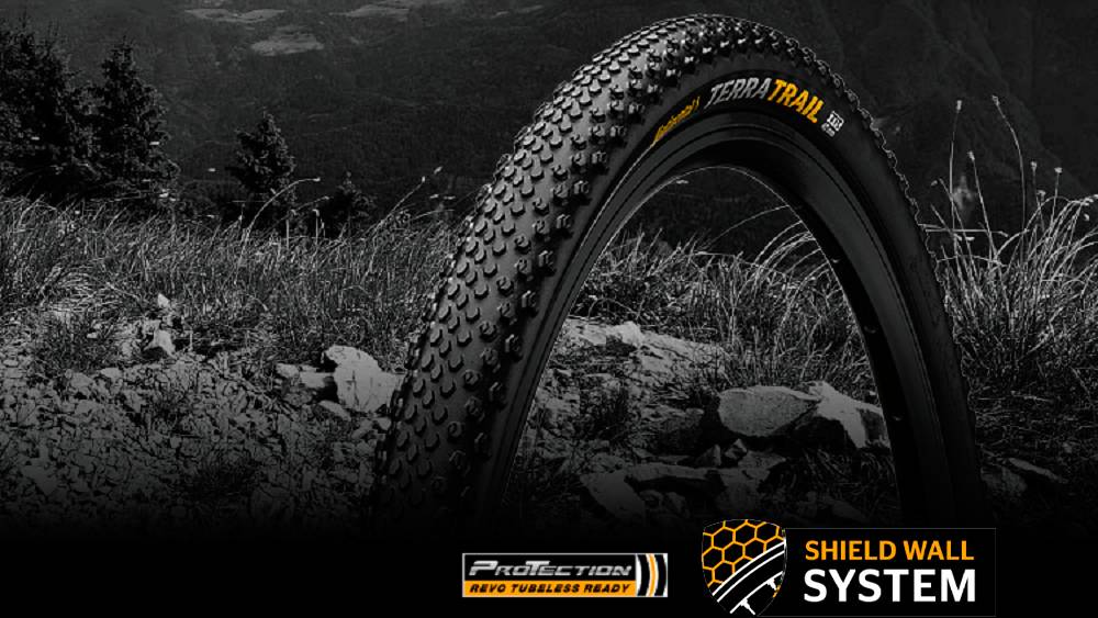 Покрышка бескамерная Continental Terra Trail ShieldWall 28" | 700 x 35C | 28 x 1.35, складная, skin, Черная/кремовая 2