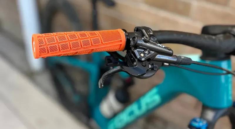 Гріпси ODI Reflex v2.1 Lock-On MTB Closed End Orange 5
