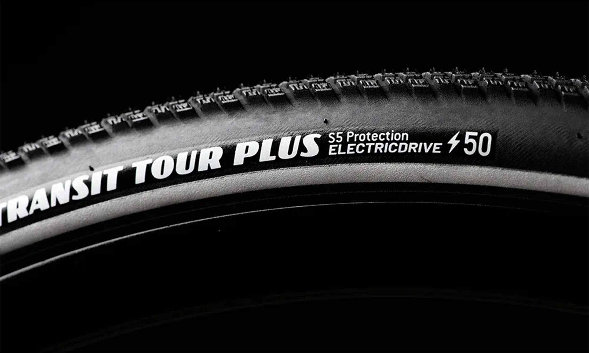 Покрышка GoodYear Transit Tour Plus S5:Protection 700x35 (37-622), Wire, Black + reflective strips, 60tpi 2 Покрышка GoodYear Transit Tour Plus S5:Protection 700x35 (37-622), Wire, Black + reflective strips, 60tpi 2