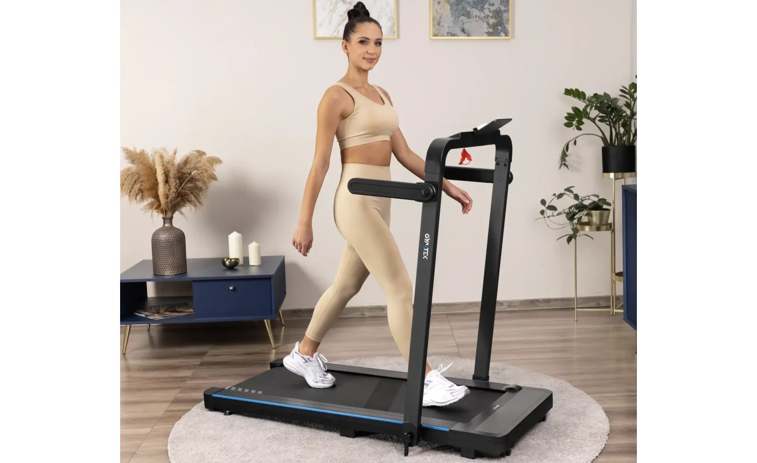 Фотографія Бігова доріжка Gymtek XT560 6