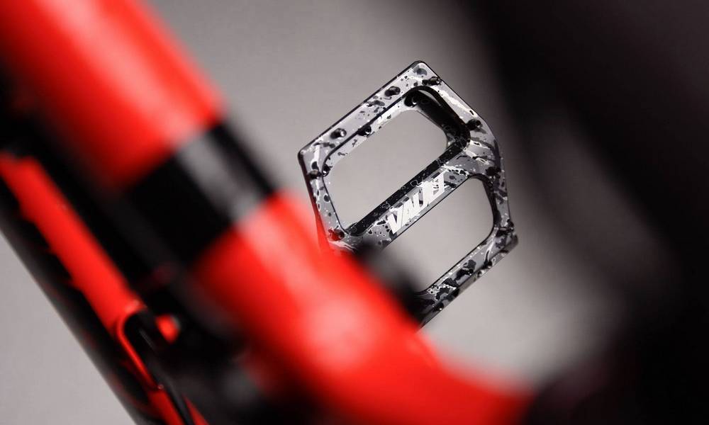 Педалі DMR Vault SE - Liquid Camo Grey 2 Педалі DMR Vault SE - Liquid Camo Grey 2