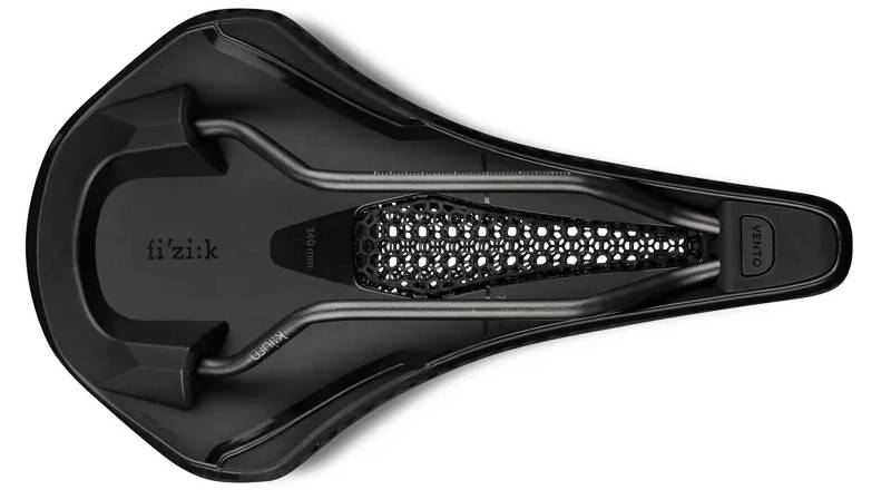 Сідло Fizik Vento Argo R3 - 140mm Adaptive, Road Racing, black 6 Сідло Fizik Vento Argo R3 - 140mm Adaptive, Road Racing, black 6