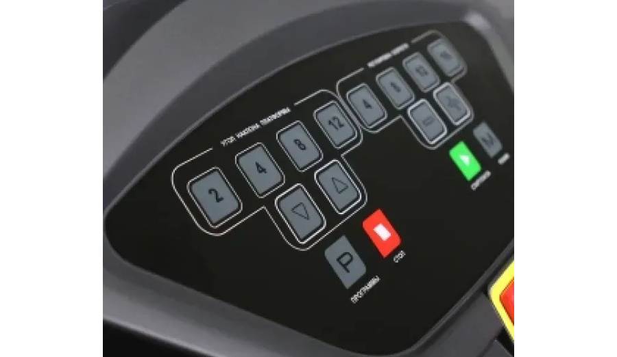 Професійна бігова доріжка Vigor 6841EA 7