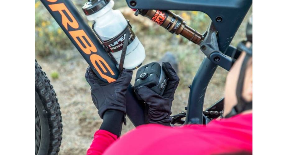 Бокс для флягоутримувача Topeak Ninja MountainBox сум/з Ninja QuickClick, чорний 3