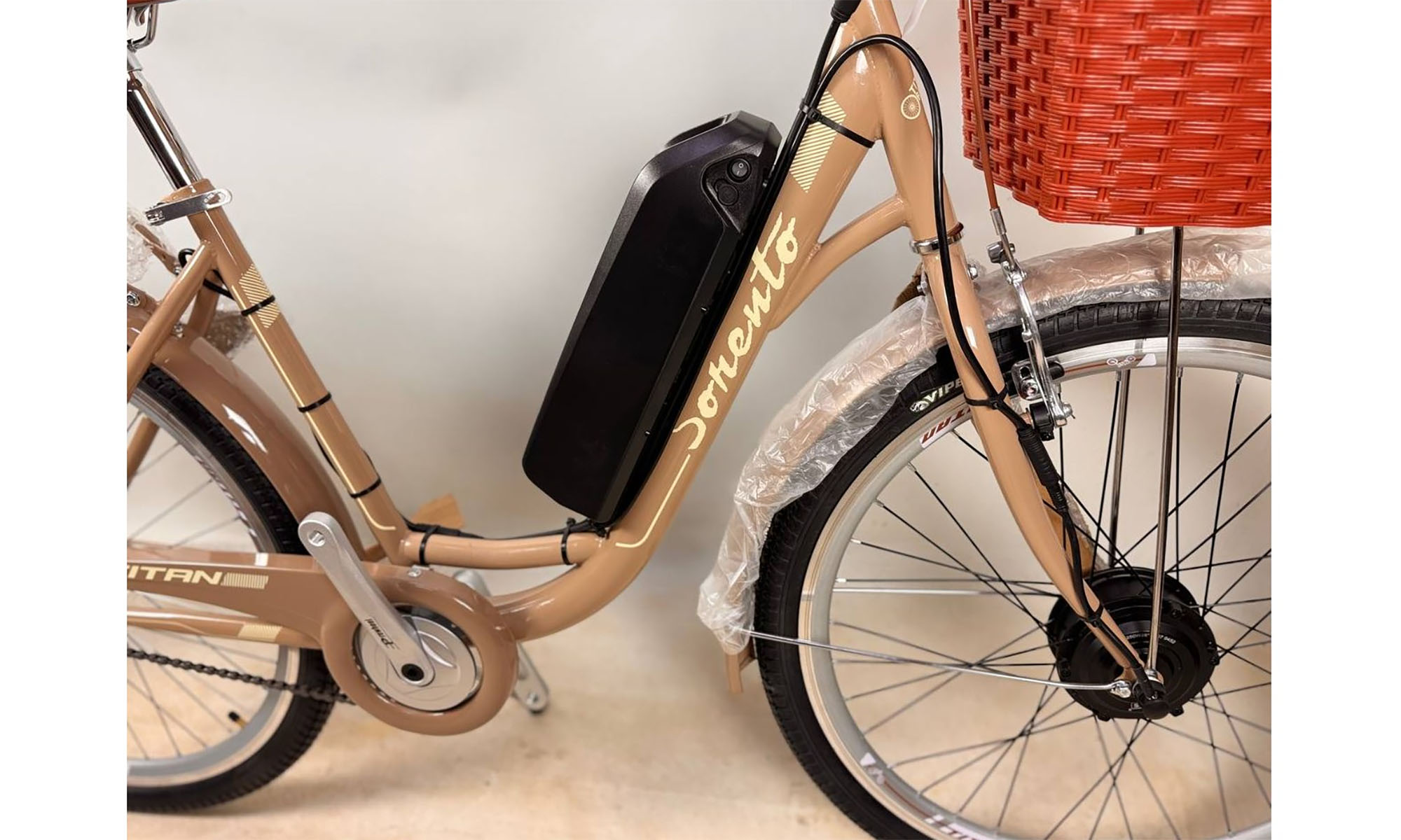 ELTURESHOP Titan Sorento 26, розмір M, Frame 18 ", 2021, Beige, 350W 36V10Ah з дисплеєм 2