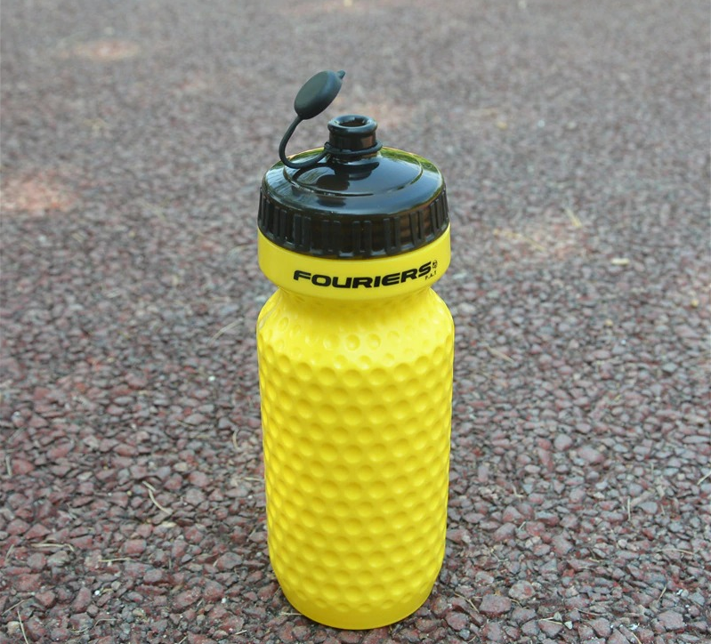 Фляга Fouriers Golf Dimple 600мл, жовта 2 Фляга Fouriers Golf Dimple 600мл, жовта 2