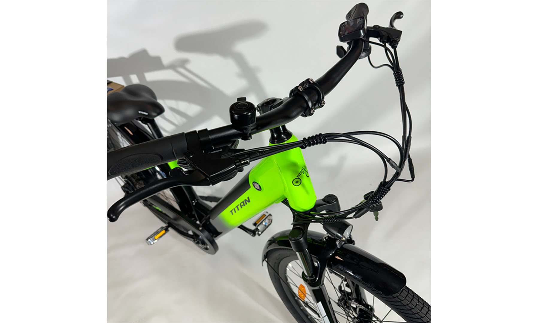 Електровелосипед E-Titan Volt 27.5" 17" Чорний-Зелений 2