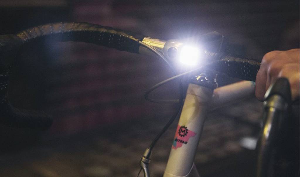 Передній Miguka Knog Blinder Mini Cross Front 50 Lumens Black 5