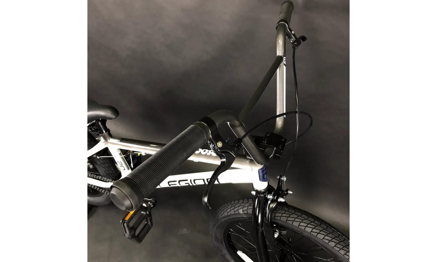 Велосипед Mongoose BMX Legion L20 20" рама 20,25" белый 5