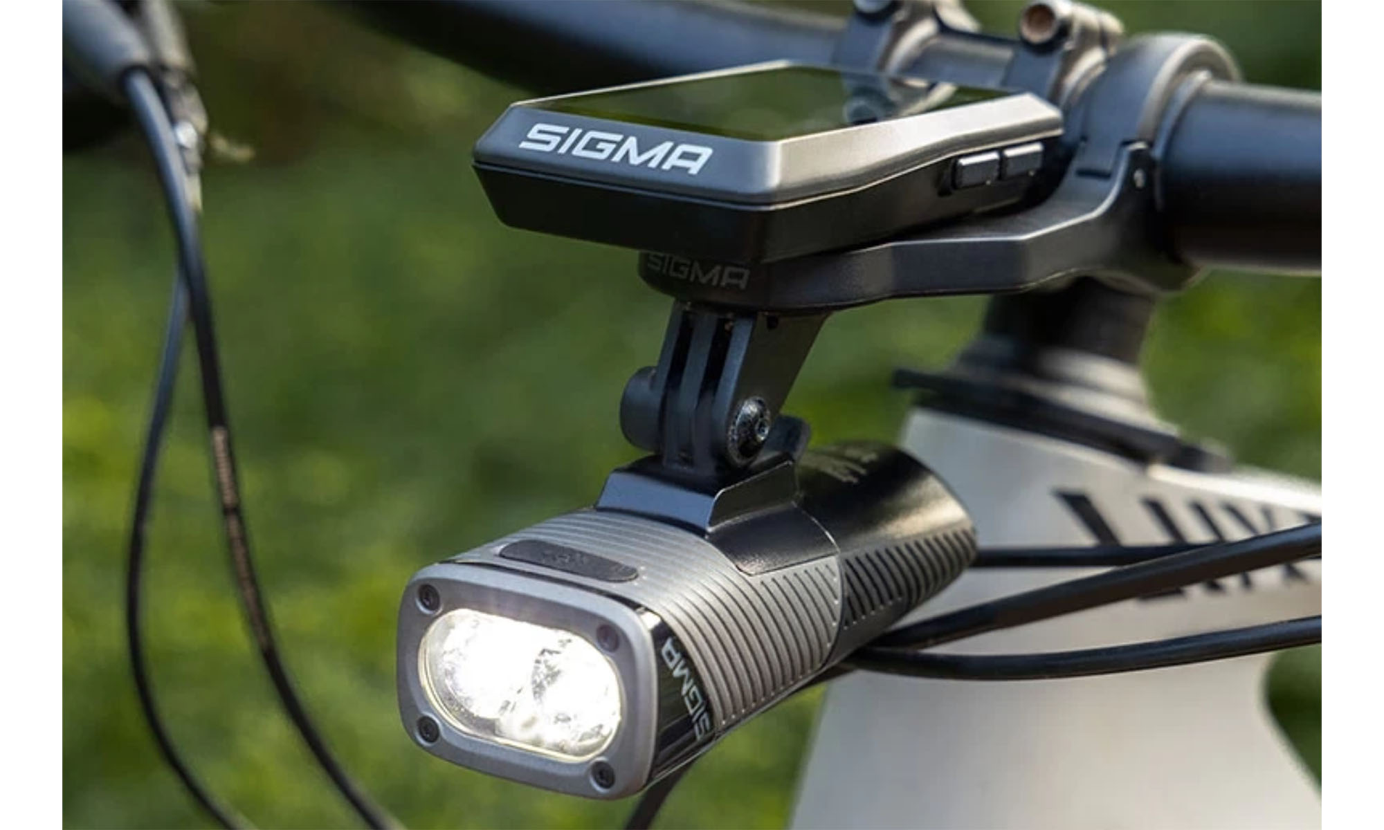 Передняя фара Sigma Sport Buster 1600 6