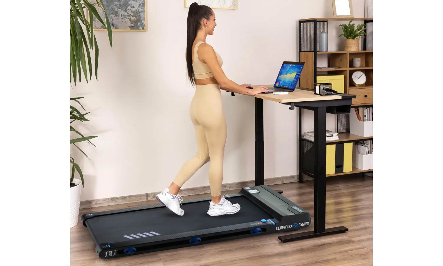 Бігова доріжка GYMTEK XT200 12