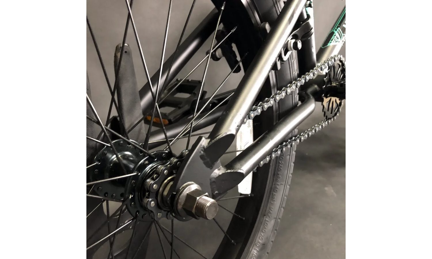 Велосипед Mongoose BMX Legion L60 20" рама 20,5" мятний 3