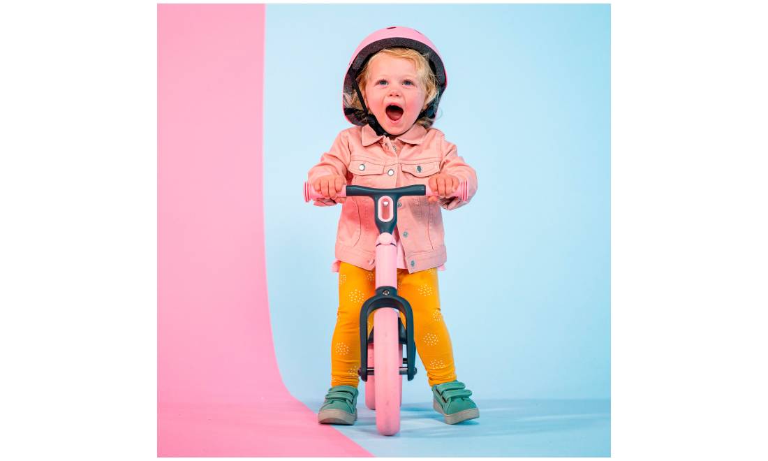 Беговел YVolution Yvelo Junior розовый 7 Беговел YVolution Yvelo Junior розовый 7