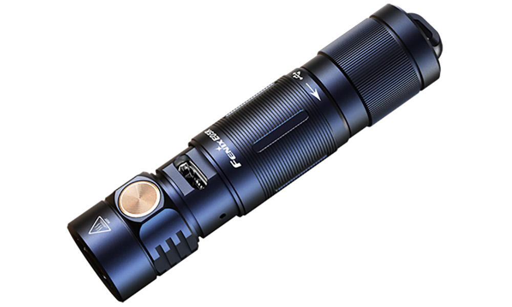 Фонарь ручной Fenix E05R черный 2
