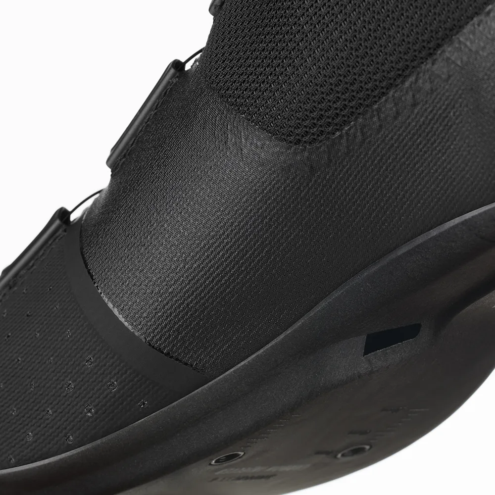 Обувь Fizik Tempo Overcurve R4 размер UK 9,25 (43,5 280мм), Черные 6