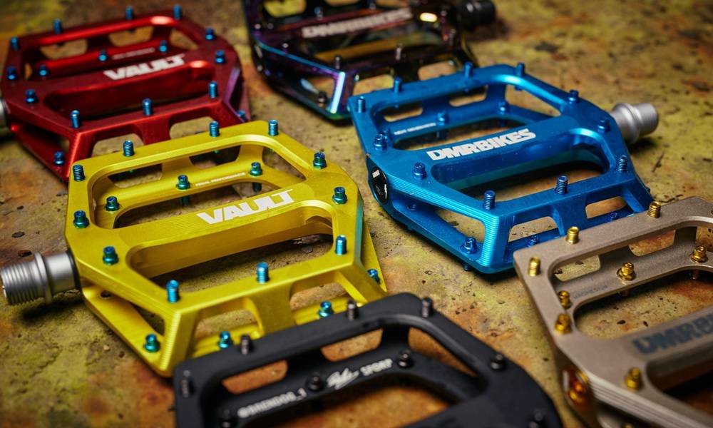Педалі DMR Vault - Super Blue 8 Педалі DMR Vault - Super Blue 8
