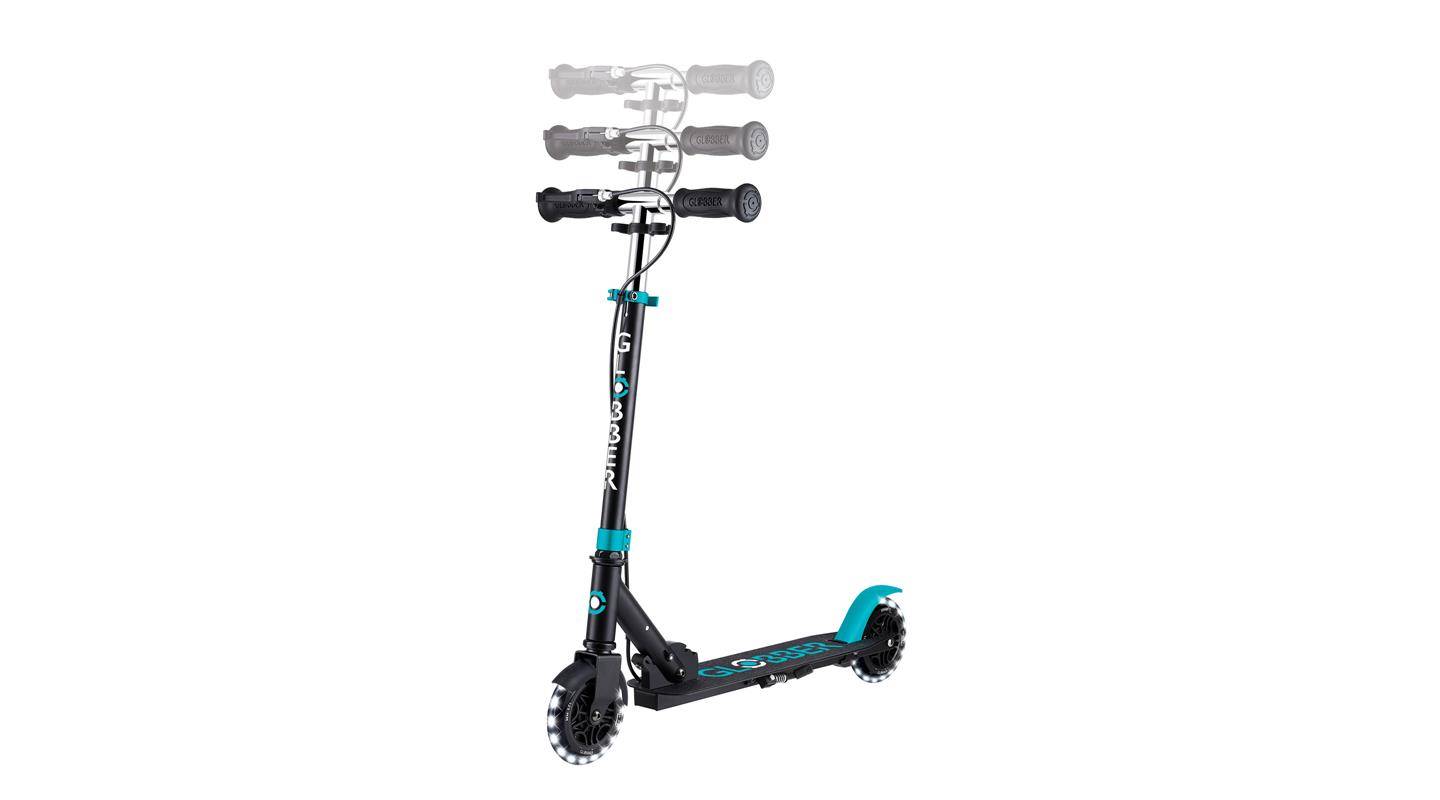 Фотография Самокат GLOBBER серии FLOW ELEMENT JUNIOR LIGHTS, черно-бирюзовый, колеса с подсветкой, 3+ 3