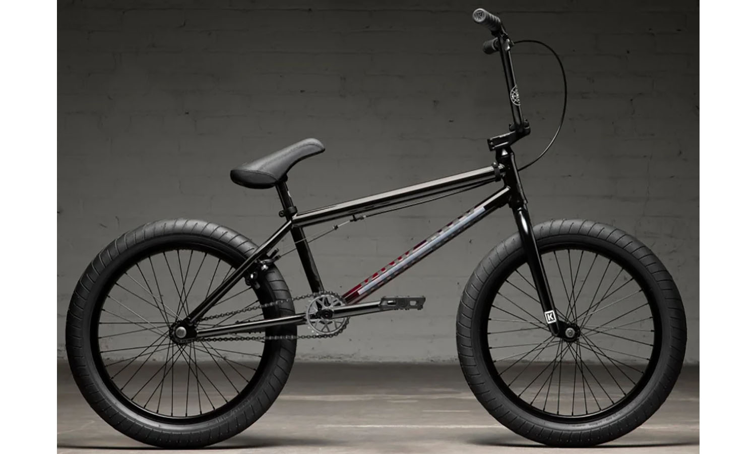Фотография Велосипед KINK BMX Whip 2022 черный 3