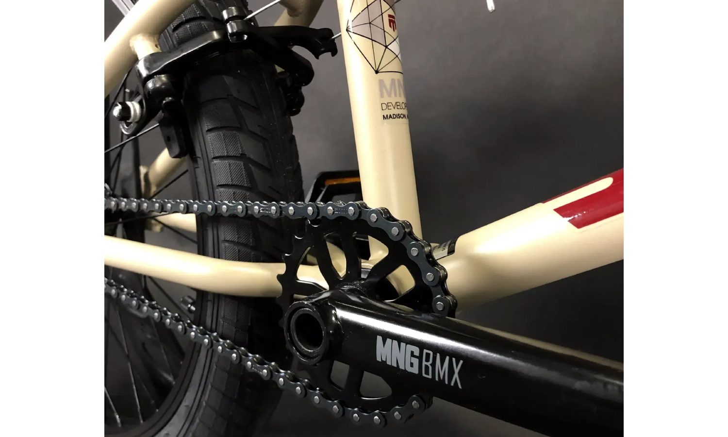 Велосипед Mongoose BMX Legion L80 20" рама 20,75" біжевий 3