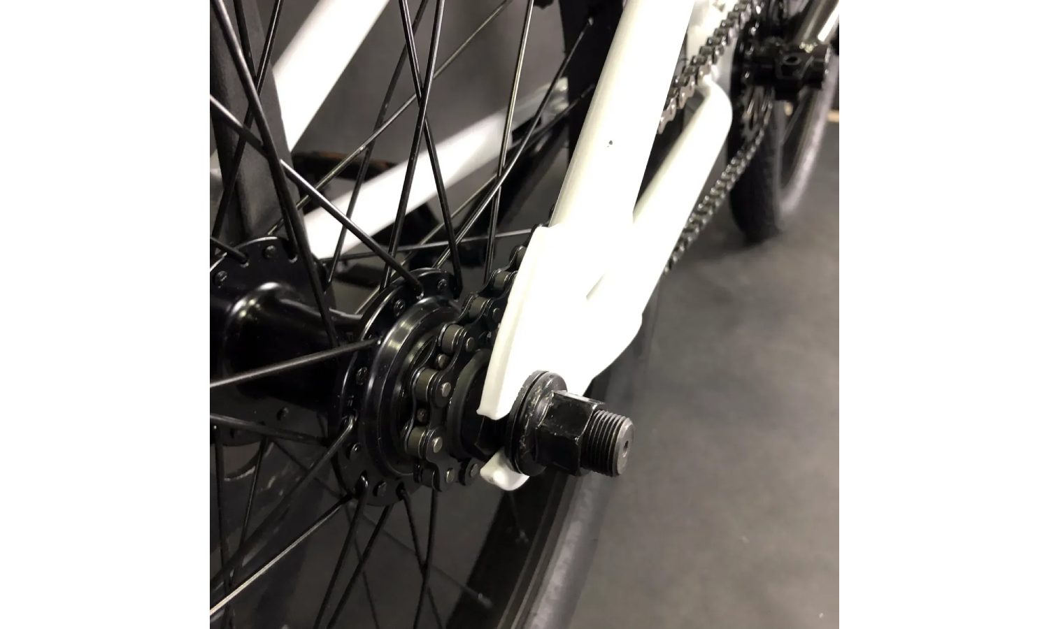 Велосипед Mongoose BMX Legion L20 20" рама 20,25" белый 4
