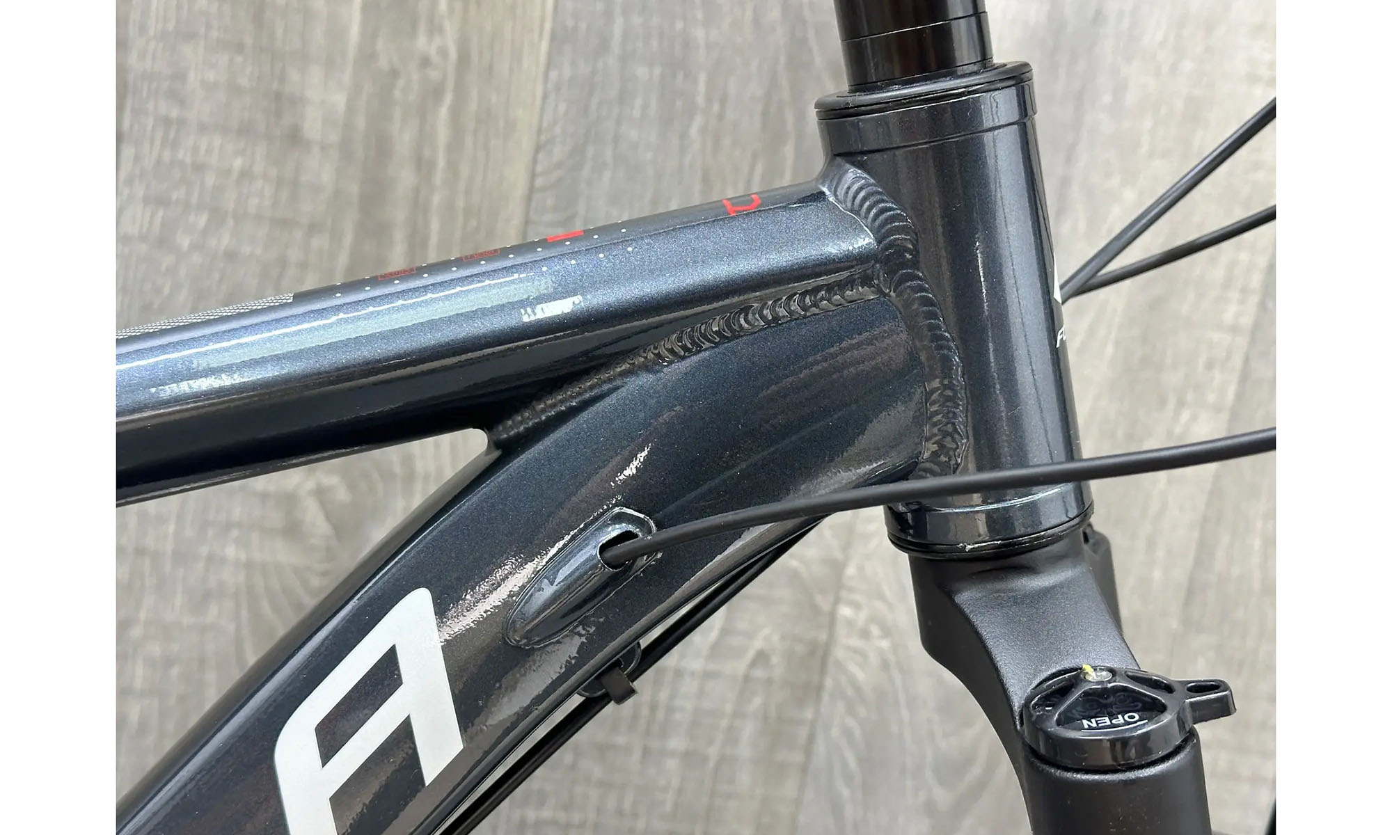 Велосипед Formula F-1 DD, 29", размер XL, рама-21" 2024 Shimano, черно-белый (матовый)  3