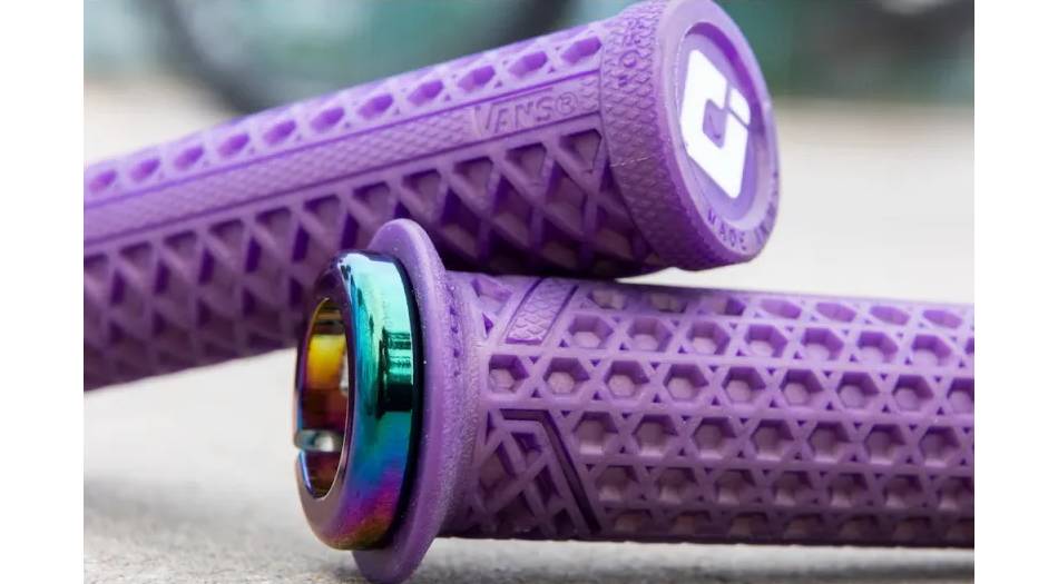 Гріпси ODI Vans v2.1 Lock-On MTB Closed End Iridescent Purple/Oil Slick 7